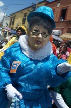 Read Going Loco in the Zocalo